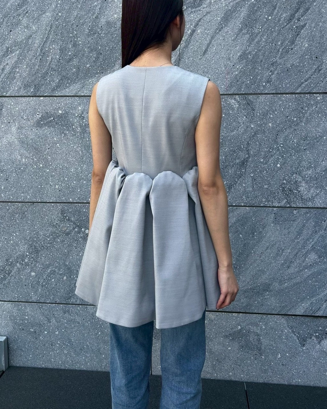 【5月中旬発送】Sleeveless Balloon Peplum Top