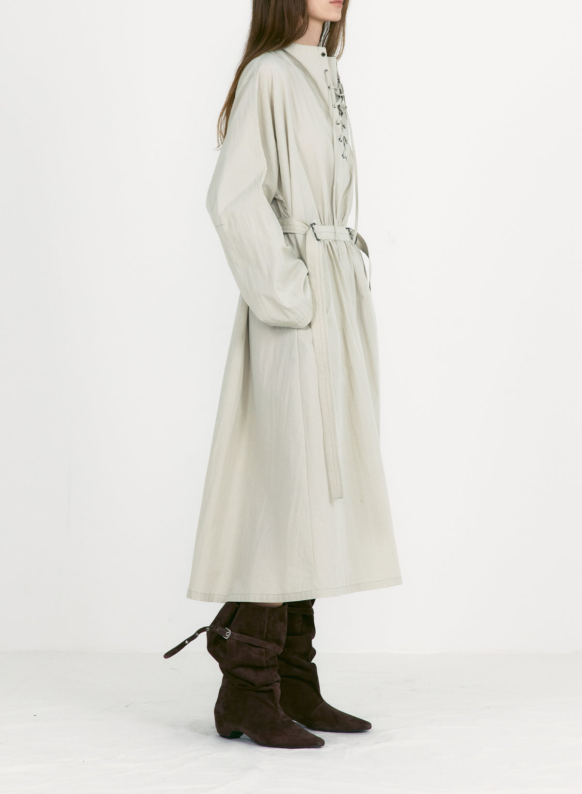 【LOW CLASSIC】LACE-UP BELTED DRESS